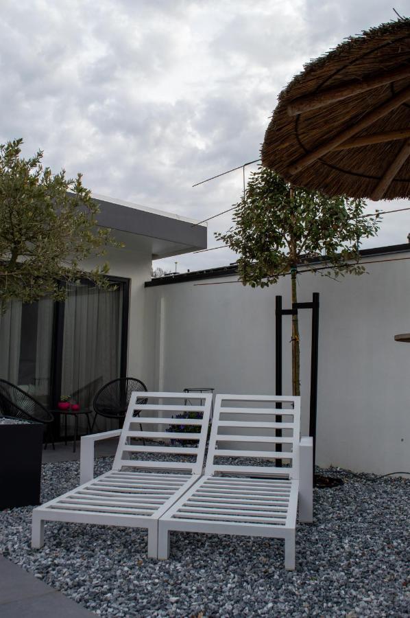 B&B Bubbles&Bites Oostvoorne Bagian luar foto